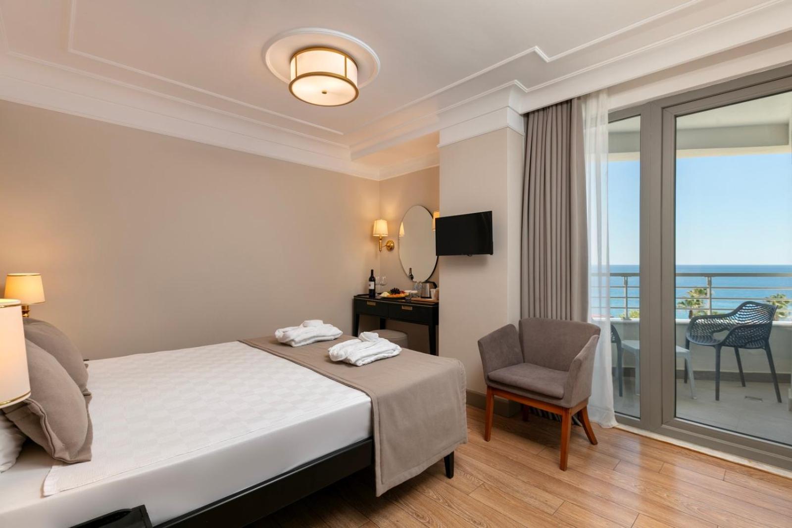 Reo Hotel Spa - Ex Pacco Hotel Antalya Eksteriør billede