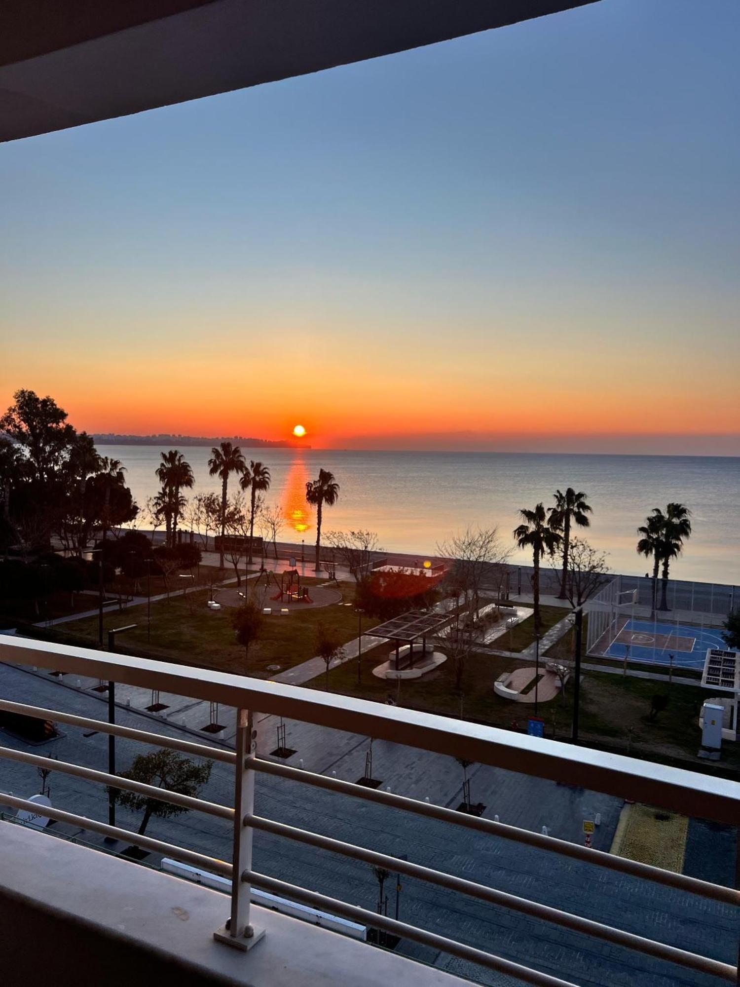 Reo Hotel Spa - Ex Pacco Hotel Antalya Eksteriør billede